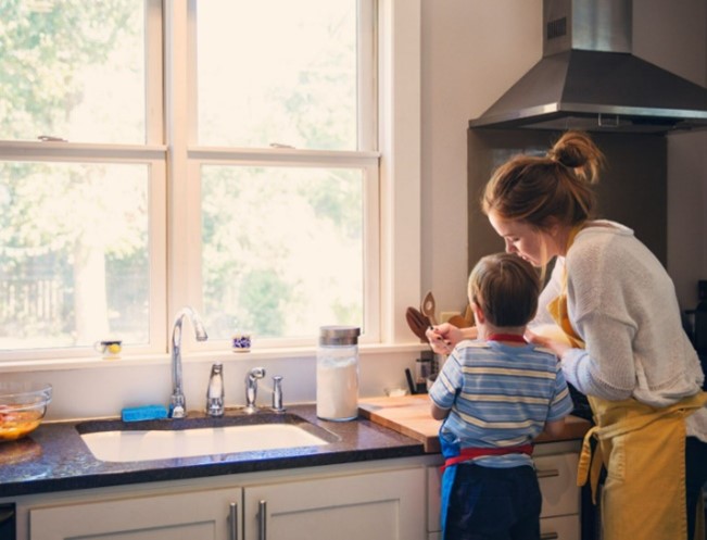 Enfrentar la desnutrición infantil familia 