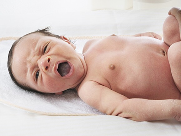 Trucos para el baño: Cómo dar un baño de esponja a tu bebé