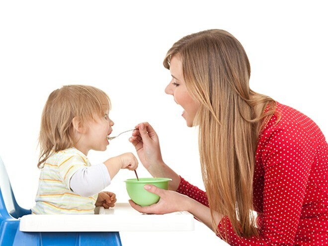 Tipo de utensilios para la alimentación complementaria Tipo de utensilios para la alimentación complementaria