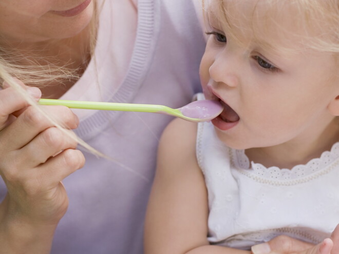 La nutrición de tu niño pequeño de los 12 a los 24 meses La nutrición de tu niño pequeño de los 12 a los 24 meses